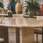 Table à Manger en Travertin : Élégance et Durabilité pour Votre Intérieur