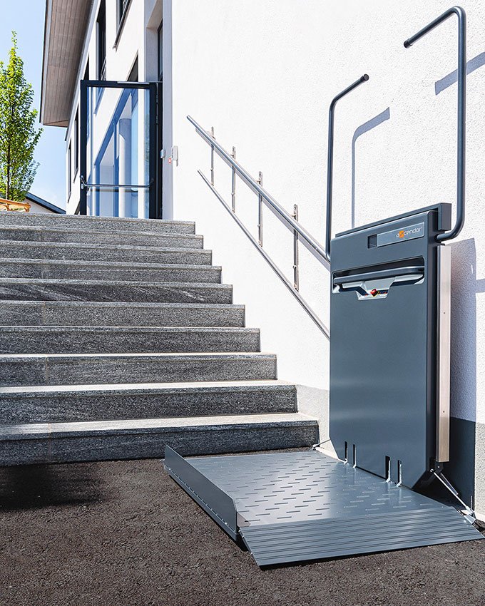 Découvrez la plateforme monte-escalier extérieur pour une meilleure accessibilité