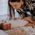 Comment les peluches apaisantes peuvent-elles améliorer le sommeil de votre bébé ?