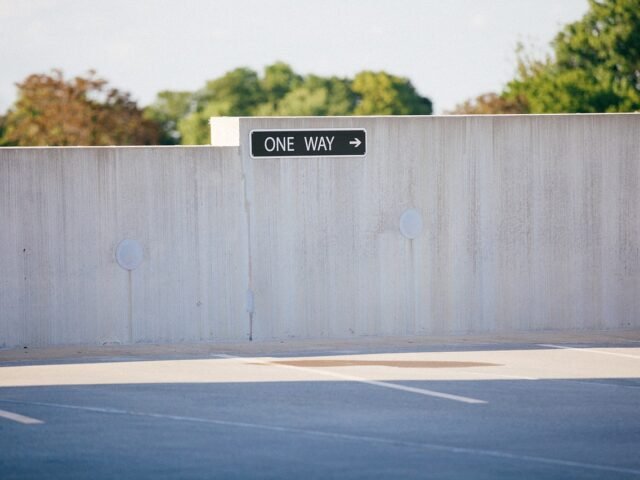 Pourquoi opter pour une clôture en béton pour délimiter votre propriété ?