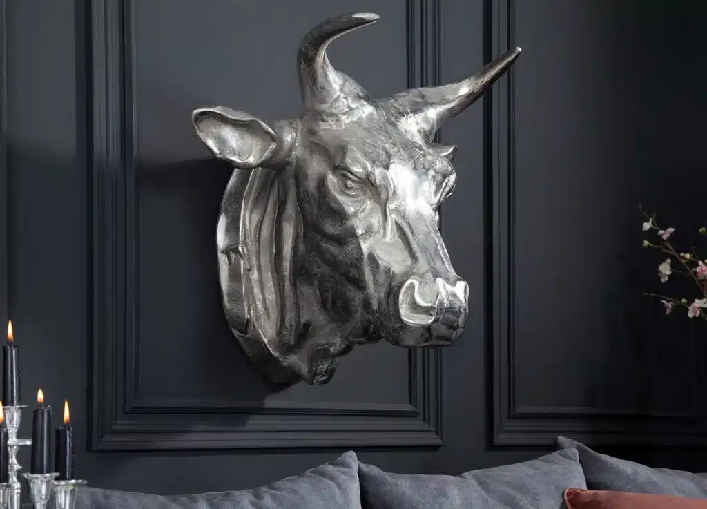 Coup de coeur n°3 dakihome : La tête de taureau en aluminium argenté 65 cm